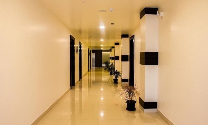Anekal Hotel | Clover A Rivido Hotel Jigani