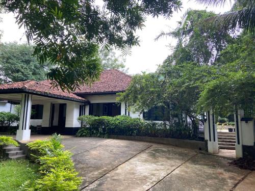 Matale Hotel | Clover Grange Home Stay