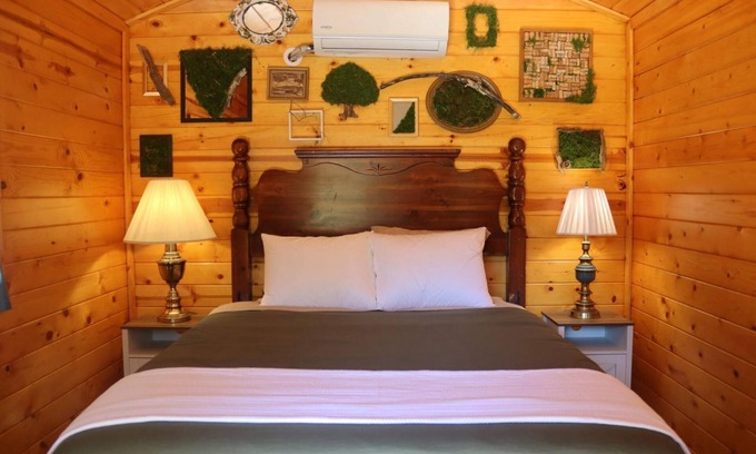 Wilder Apartment | Clover's Book Cabin on Hidden Paradise Farms