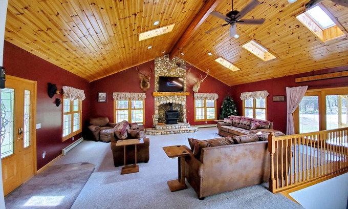 Luther House | Club 39 Rental In The Heart of The Manistee National Forest