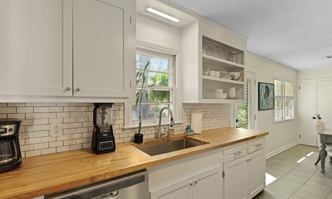 Charleston House | Club Ed Charleston