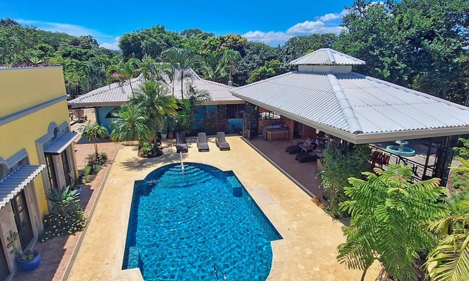 Lagos de El Coyol Apartment | Club Heasa - Men Only