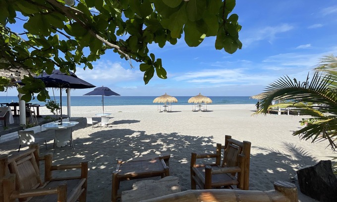 Cabangan Hotel | Club Monet Beach Resort By Cocotel