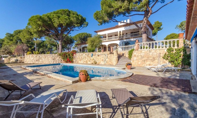 Banyeres del Penedes Villa | Club Villamar - Stunning home with private pool in a quiet area for a relaxing family holiday