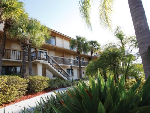 Florida Center Resort | Club Wyndham Orlando International