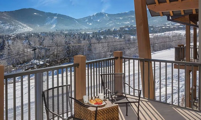Park City Resort | Club Wyndham Park City 4 Bdm/4 Ba Presidential, gondola at site. 3/30/24-4/6/24