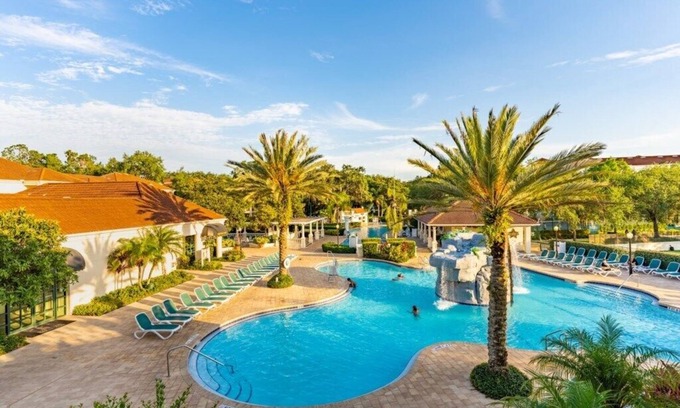 Kissimmee Condo | Club Wyndham The Star Island, Florida, 2 Bedroom Deluxe Suite