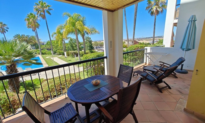 Alvor Apartment | Clube Alvor Ria 103 Luxury sea view 1bed apartment outstanding central location.