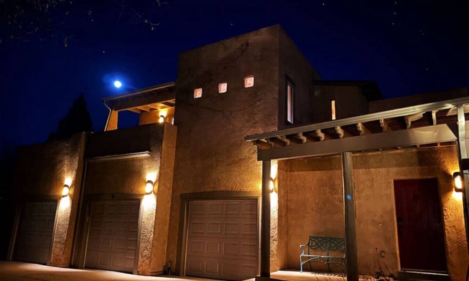 West Colorado Springs House | CO02COSKW · Grand Hacienda✦ Best Home in Old Colorado Springs❣