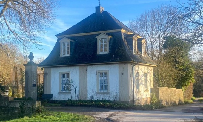 Langenfeld House | Coach house in Solingen, NRW