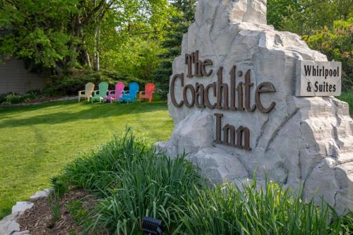 Sister Bay Hotel | Coachlite Inn
