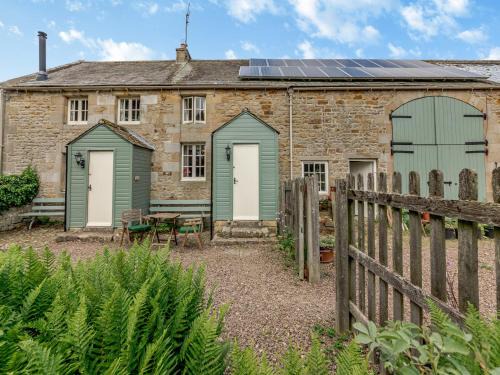 Hallington House | Coachmans Cottage - N832