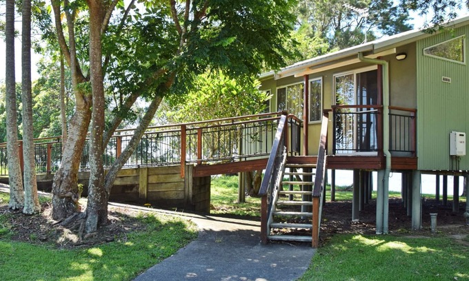 Rainbow Reach Cabin | Coast & Country Cabin 6