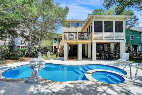 North Litchfield Beach House | Coast-Inn