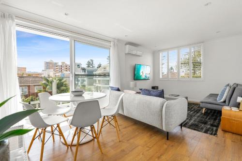 Manly Apartment | Coastal 2-Bed Apartment Steps from Manly Beach