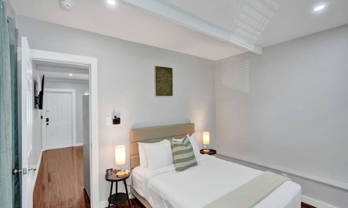 Pompano Beach Apartment | Coastal Charm: 1BR Retreat near Pompano Beach