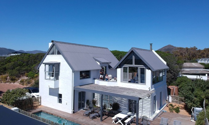 Kommetjie Villa | Coastal Charm Villa Kommetjie