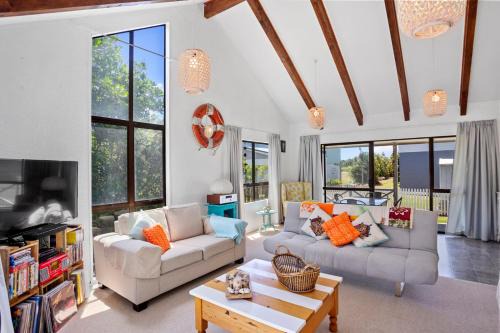 Waihi Beach House | Coastal Charm - Waihi Beach Holiday Home