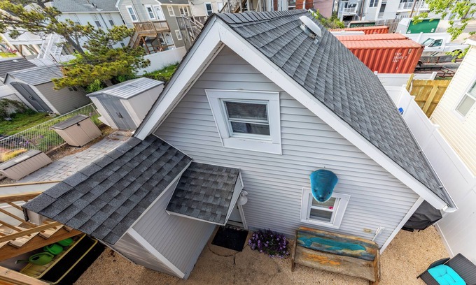 Ortley Beach Cottage | Coastal Charming Cottage