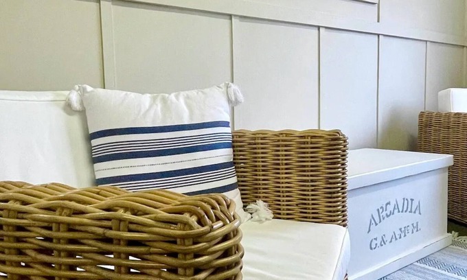 Armidale House | Coastal Chic in the Country. The perfect gettaway.