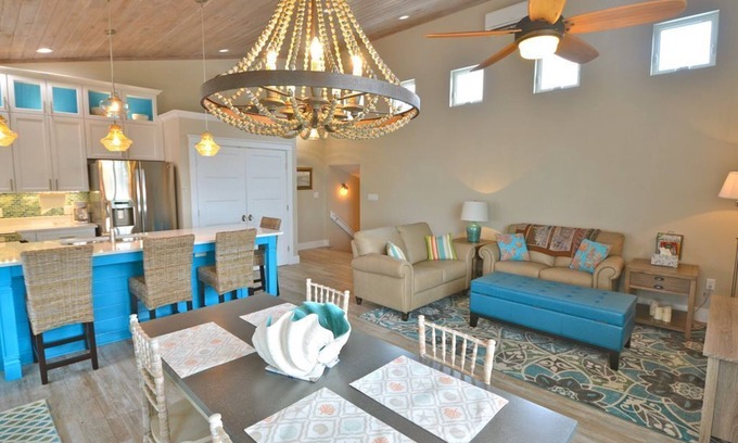 Cedar Key Apartment | Coastal Chic with Premium Internet at Studio 589!