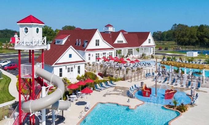 Lewes House | Coastal Club Community Resort Style Amenities - 6 BR's 4 Baths in Lewes-Rehoboth