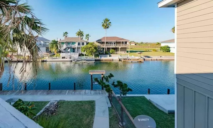 City-by-the Sea Condo | Coastal Condo Getaway