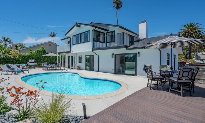 East Mesa House | Coastal Escape - Luxury Beach Living on the Mesa