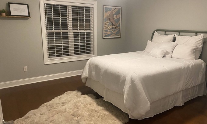 Shellman Bluff Condo | Coastal Getaway-Lovely 2 Bedroom Condo with a Pool