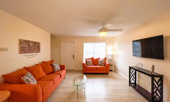 Bay Area Apartment | Coastal Glory