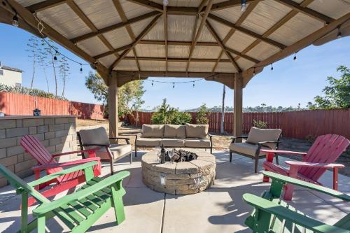 Townsite House | Coastal Haven in Oceanside- Cozy Beach Getaway home