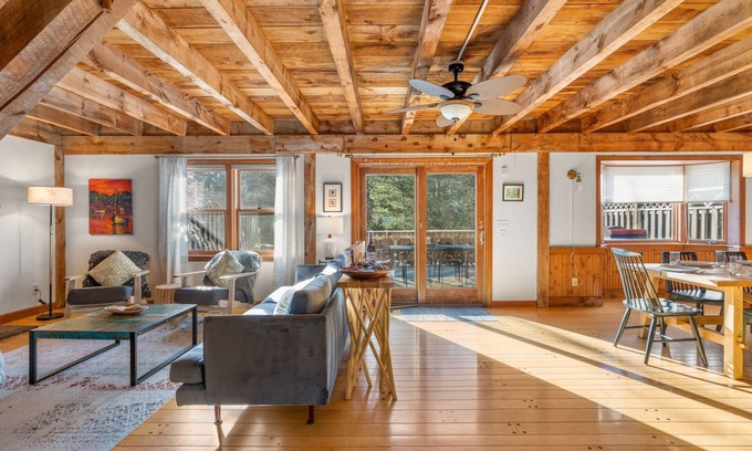 Osterville House | "Coastal Haven in Osterville - 4Bd Private Pool & Relaxing Escape!"