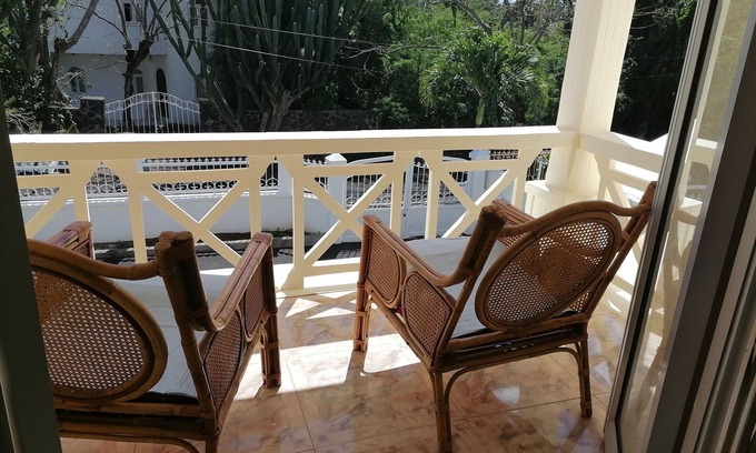 Mont Choisy House | Coastal Nest Villa in Mont Choisy, less than 5 mins walk to the beach.