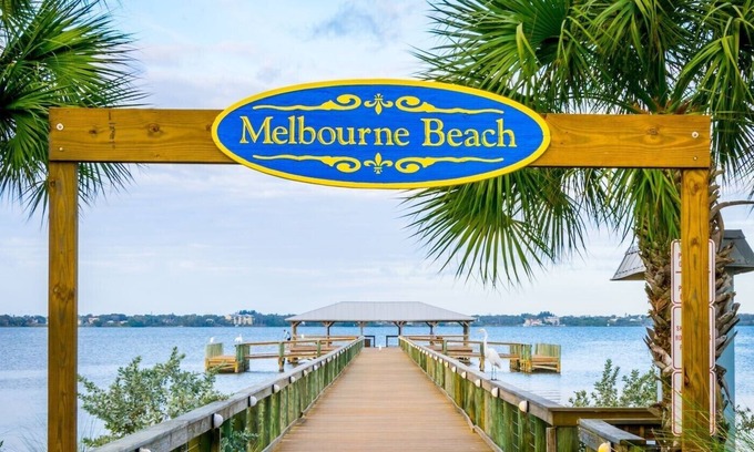 Tropic House | Coastal Oasis! Heated pool/hot tub,close to beach