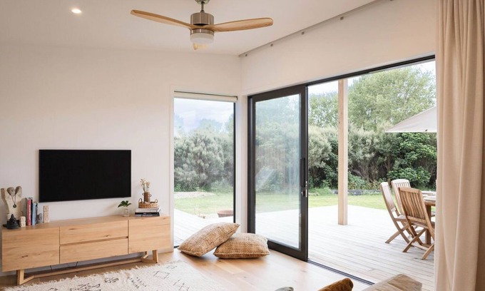 Mangawhai House | Coastal Oasis - Traditional barrel sauna