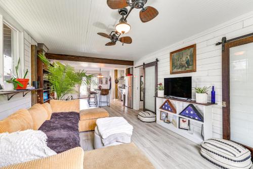 Topsail Beach Apartment | Coastal Oasis with Hot Tub Walk to Beach!