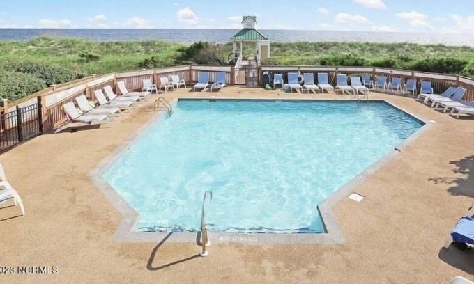 St. James House | Coastal Retreat Minutes from the Beach/Oak Island and Historic Southport