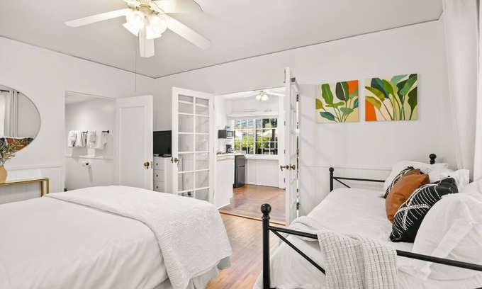 East Beach Apartment | Coastal retreat with patio, sun deck, & kitchenette - 2-minute walk to beach