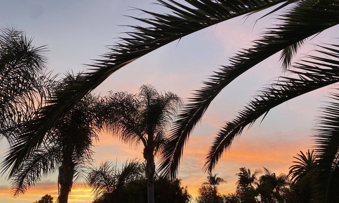 Carlsbad House | Coastal Studio Retreat! WALK TO BEACH! DRIVE 1 Min. TO BEACH! GREAT LOCATION!