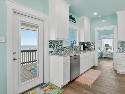 Rockport House | Coastal Vibes RP230