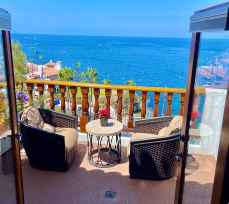 Avalon Villa | Coastal Villa W Golf Cart & Bbq Grill