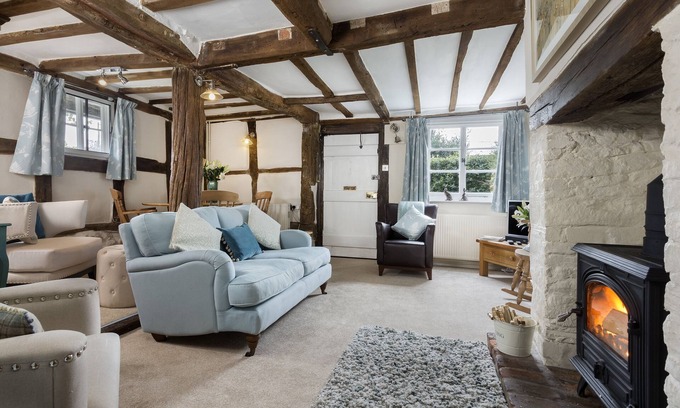 Pembridge Cottage | Cobbler's Cottage (2) - a beautiful cottage sleeping 2 guests