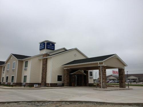 Newton Hotel | Cobblestone Hotel & Suites - Newton