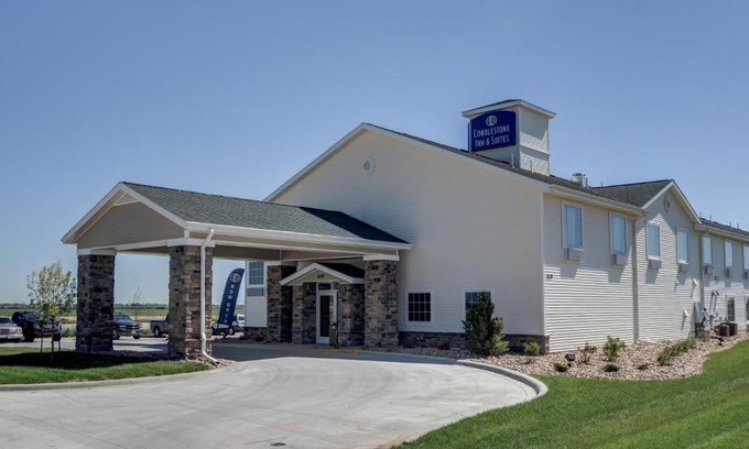 Gill Hotel | Cobblestone Inn & Suites-Kersey