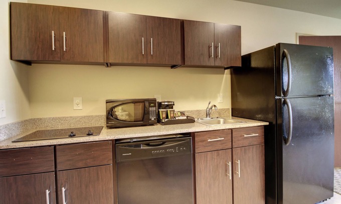 Bloomfield Hotel | Cobblestone Inn & Suites - Bloomfield