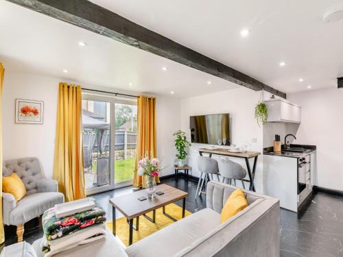 Silsden House | Cobbydale Retreat