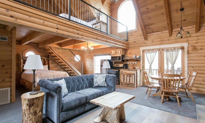 Millersburg Hotel | Coblentz Country Lodge by Amish Country Lodging