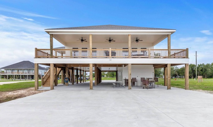Hackberry House | Coco Cabana