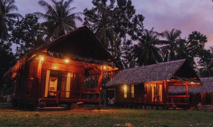 Nuea Khlong Resort | COCO Canopy Boutique Resort