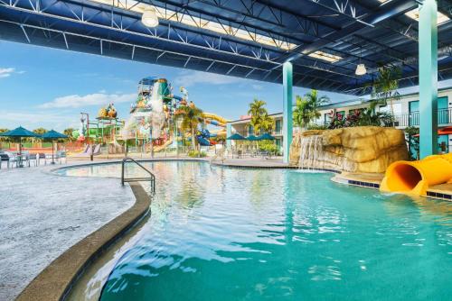 Southwest Orlando Resort | Coco Key Hotel & Water Park Resort